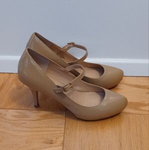 Steve Madden Tan Heels Size7.5